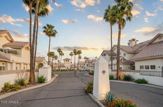 2801 N LITCHFIELD Road 54, Goodyear, AZ 85395