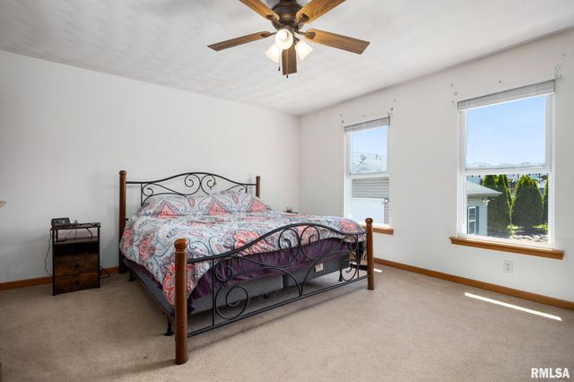 104 INDEPENDENCE Drive, East Peoria, IL 61611