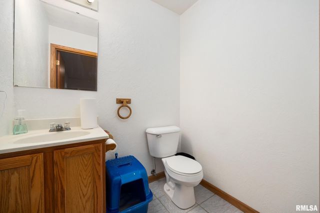 104 INDEPENDENCE Drive, East Peoria, IL 61611