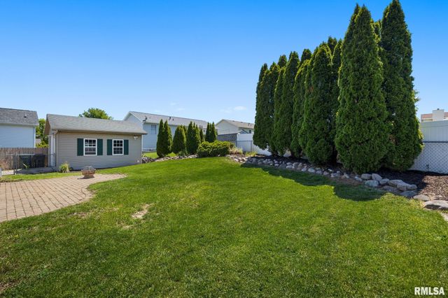 104 INDEPENDENCE Drive, East Peoria, IL 61611