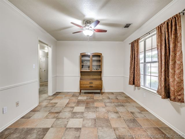 7801 N 127th East Avenue, Owasso, OK 74055