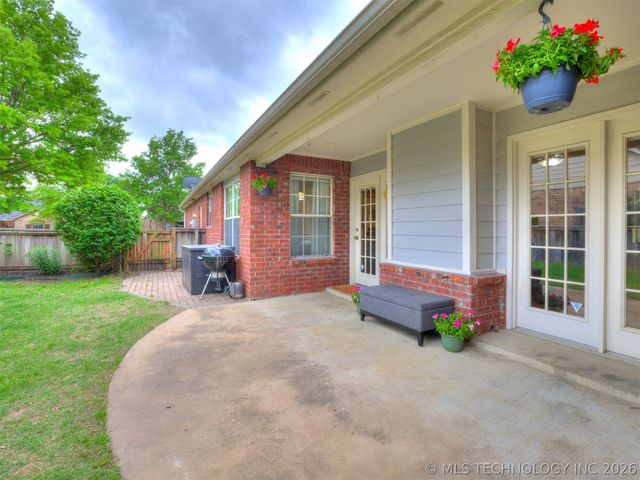 7801 N 127th East Avenue, Owasso, OK 74055