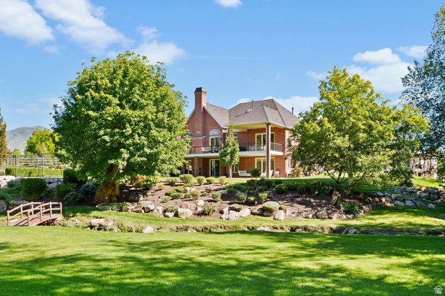 1818 S BLOOMING GROVE LN, Kaysville, UT 84037