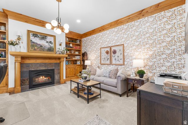 1818 S BLOOMING GROVE LN, Kaysville, UT 84037