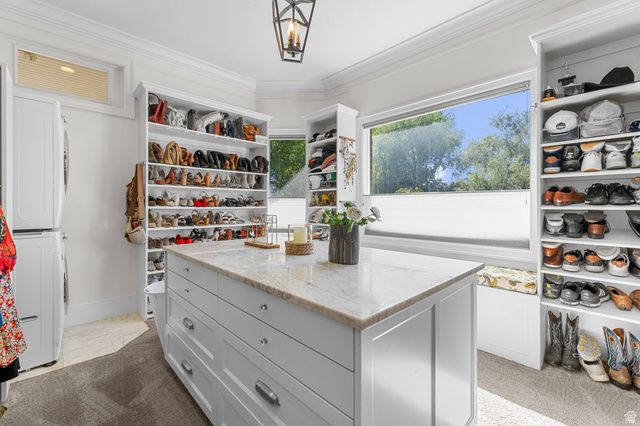 1818 S BLOOMING GROVE LN, Kaysville, UT 84037