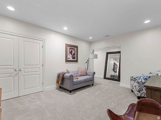 1818 S BLOOMING GROVE LN, Kaysville, UT 84037