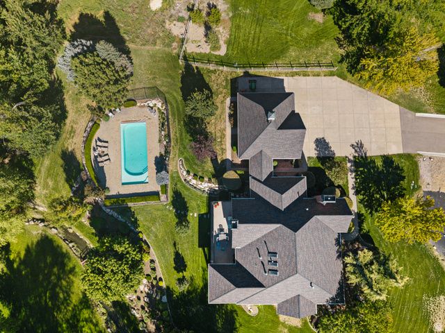 1818 S BLOOMING GROVE LN, Kaysville, UT 84037