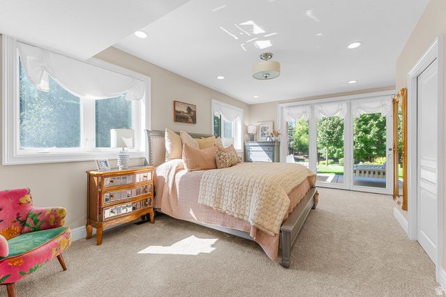 1818 S BLOOMING GROVE LN, Kaysville, UT 84037