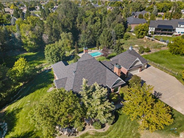 1818 S BLOOMING GROVE LN, Kaysville, UT 84037