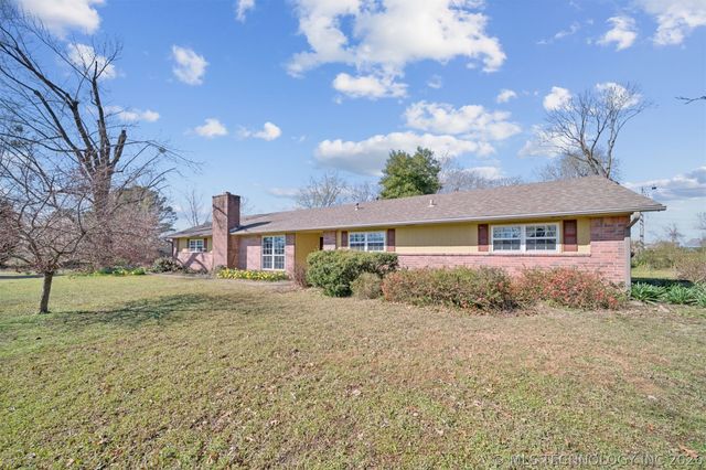 20936 S Valley West Drive, Claremore, OK 74019