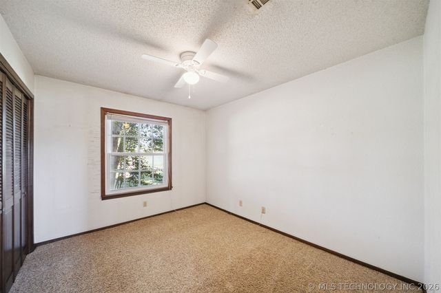 20936 S Valley West Drive, Claremore, OK 74019