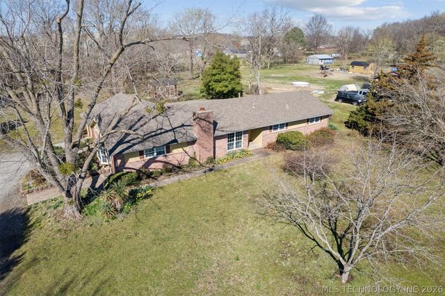 20936 S Valley West Drive, Claremore, OK 74019