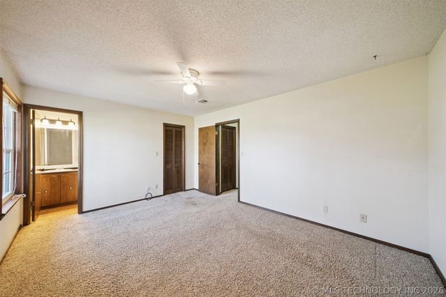 20936 S Valley West Drive, Claremore, OK 74019