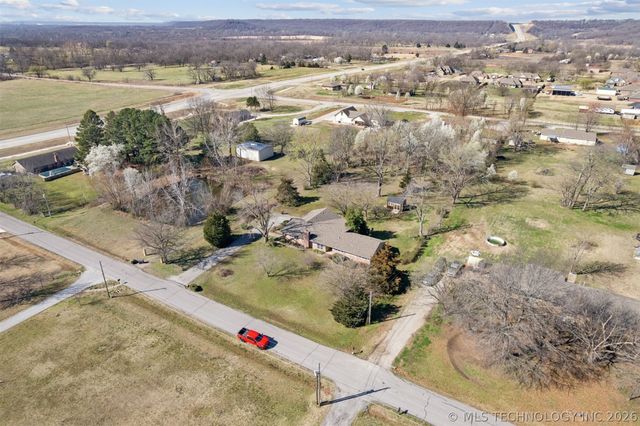 20936 S Valley West Drive, Claremore, OK 74019