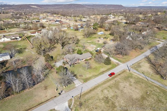 20936 S Valley West Drive, Claremore, OK 74019