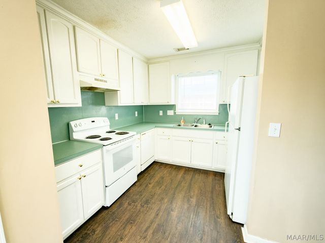 1331 CAMERON Court, Montgomery, AL 36117