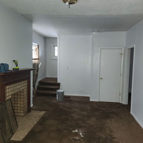 901 Lockbourne Road, Columbus, OH 43206