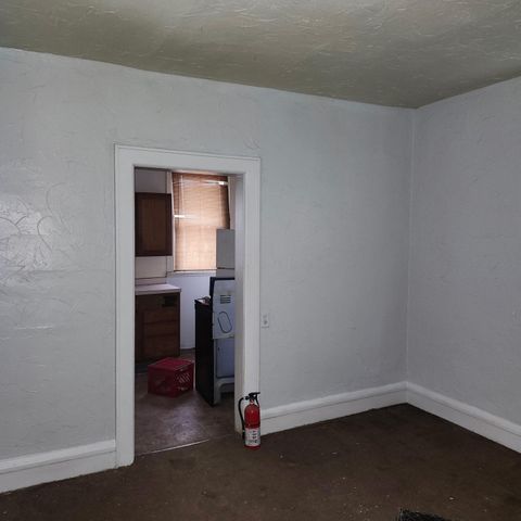 901 Lockbourne Road, Columbus, OH 43206