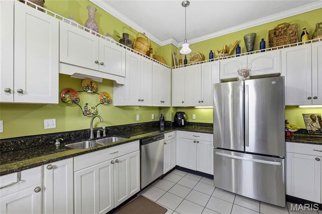 3725 N 20th Street, St Louis, MO 63107