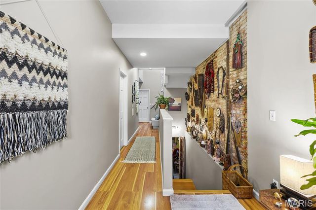 3725 N 20th Street, St Louis, MO 63107