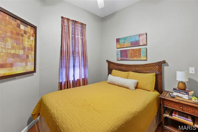 3725 N 20th Street, St Louis, MO 63107