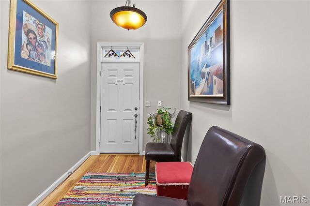 3725 N 20th Street, St Louis, MO 63107