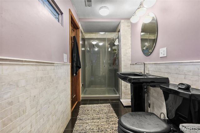 3725 N 20th Street, St Louis, MO 63107