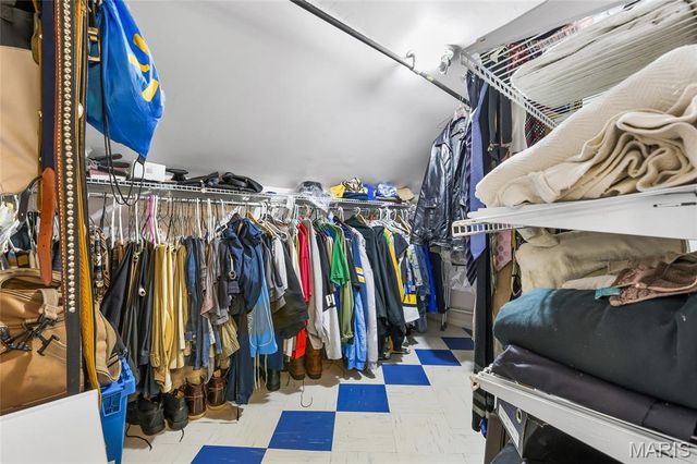 3725 N 20th Street, St Louis, MO 63107