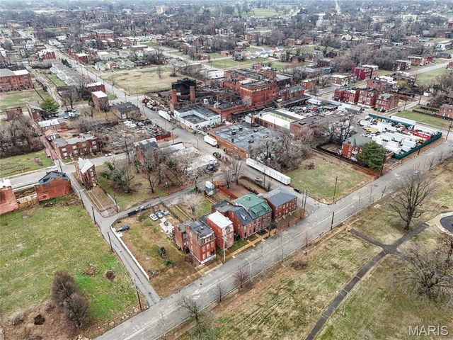 3725 N 20th Street, St Louis, MO 63107