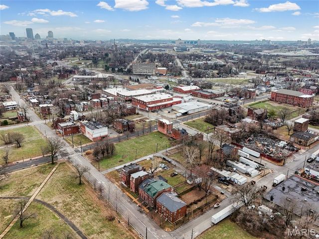 3725 N 20th Street, St Louis, MO 63107