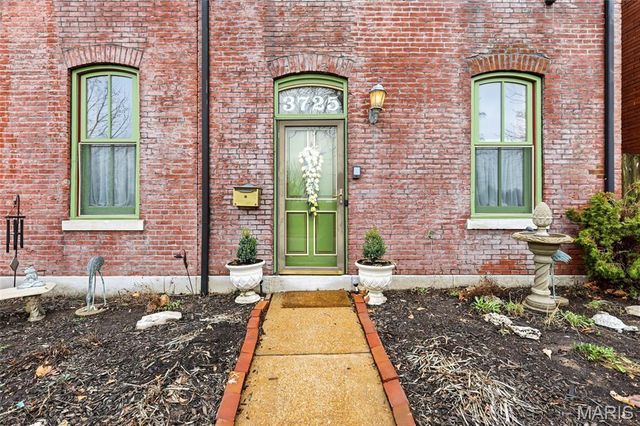 3725 N 20th Street, St Louis, MO 63107