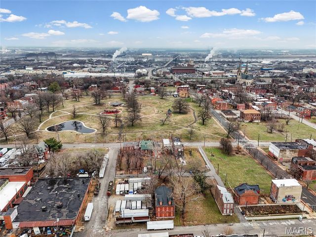 3725 N 20th Street, St Louis, MO 63107