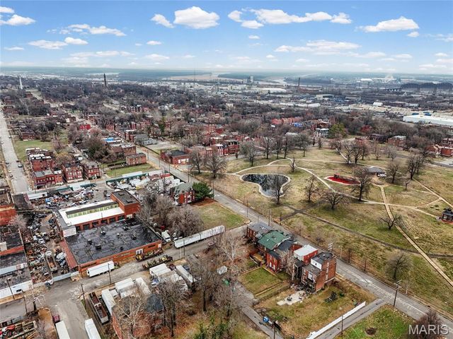 3725 N 20th Street, St Louis, MO 63107