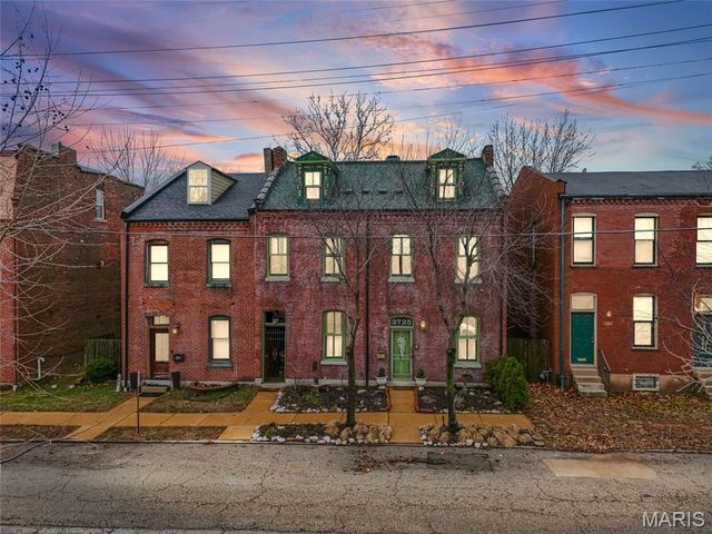 3725 N 20th Street, St Louis, MO 63107