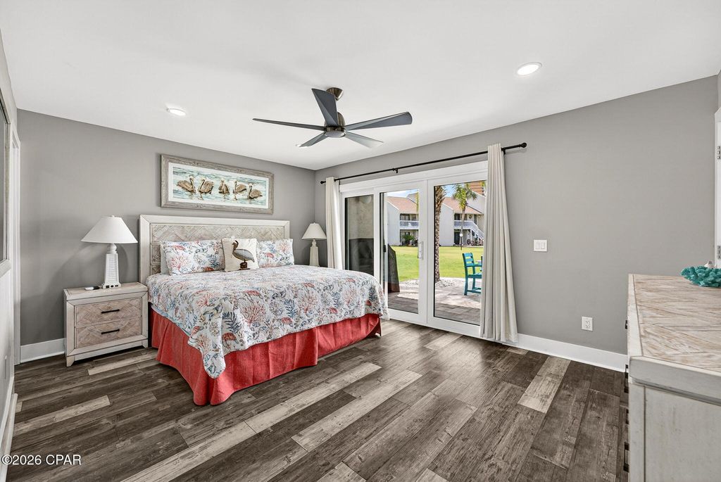 Image 26 of property listing at 5225 Thomas Drive 14, Panama City Beach, FL 32408