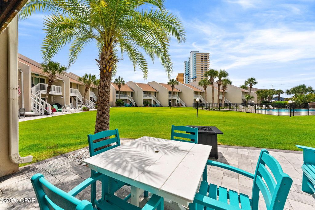 Image 34 of property listing at 5225 Thomas Drive 14, Panama City Beach, FL 32408