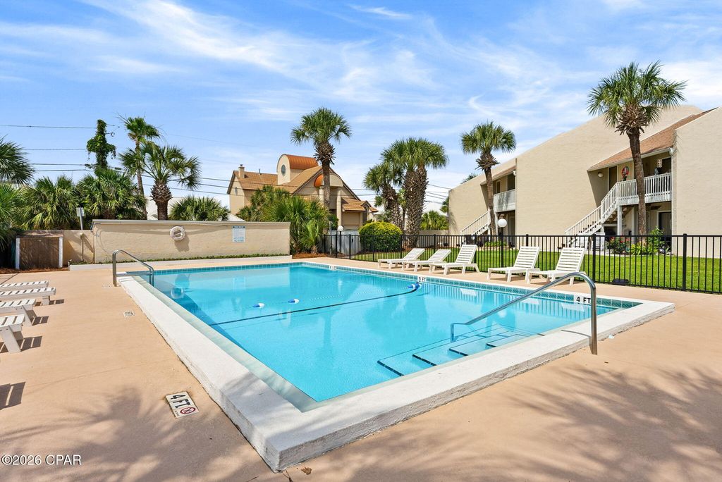 Image 41 of property listing at 5225 Thomas Drive 14, Panama City Beach, FL 32408