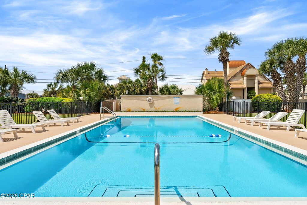 Image 42 of property listing at 5225 Thomas Drive 14, Panama City Beach, FL 32408