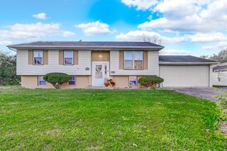 126 N pine Lane, Glenwood, IL 60425