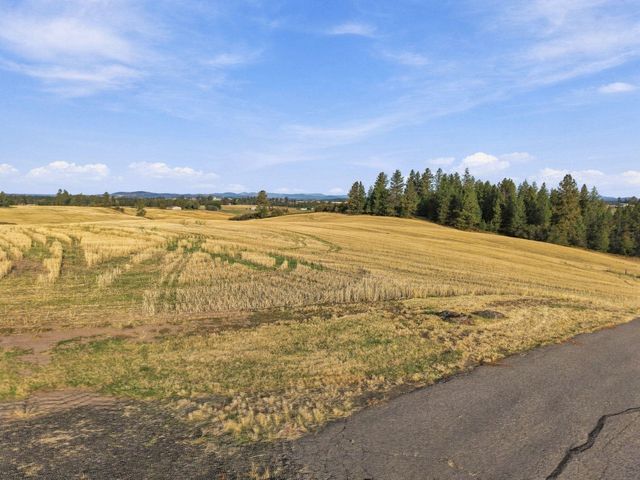 8505 N Kelsey Dawn Ln, Spokane, WA 99217