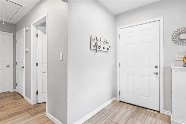 4430 Mistletoe Dr, Corpus Christi, TX 78411