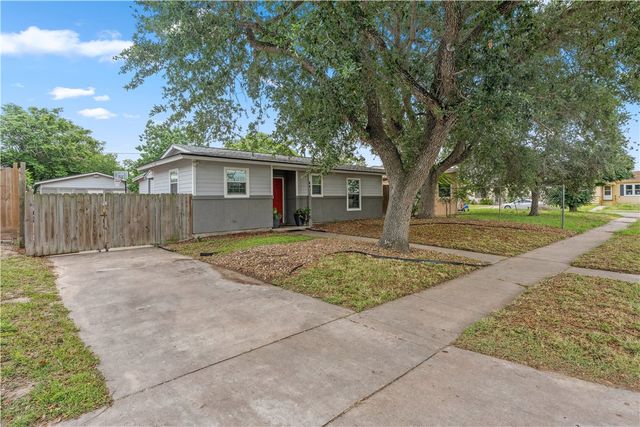 4430 Mistletoe Dr, Corpus Christi, TX 78411
