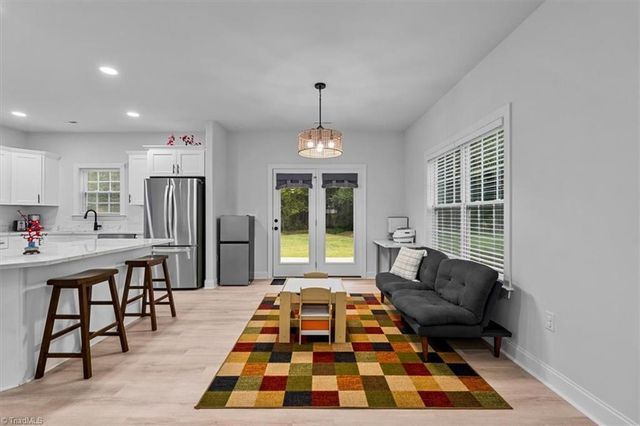 5305 Ridgefall Road, Greensboro, NC 27410