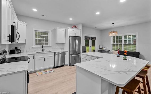 5305 Ridgefall Road, Greensboro, NC 27410
