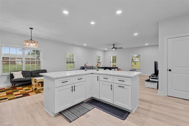 5305 Ridgefall Road, Greensboro, NC 27410