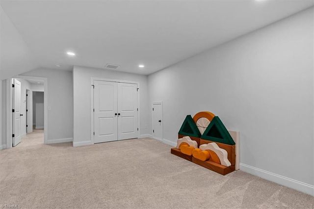 5305 Ridgefall Road, Greensboro, NC 27410