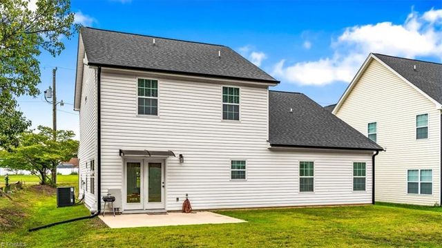 5305 Ridgefall Road, Greensboro, NC 27410