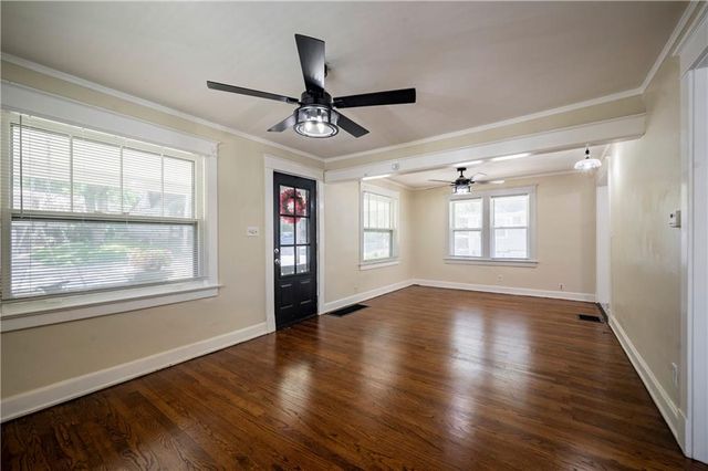 1242 S Hardy Street, Independence, MO 64052