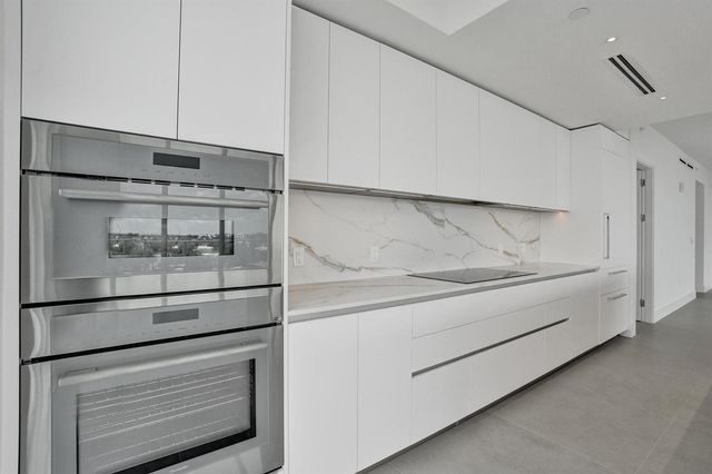 407 N Riverside Drive 605, Pompano Beach, FL 33062