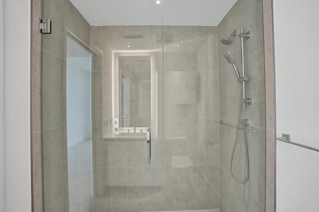 407 N Riverside Drive 605, Pompano Beach, FL 33062